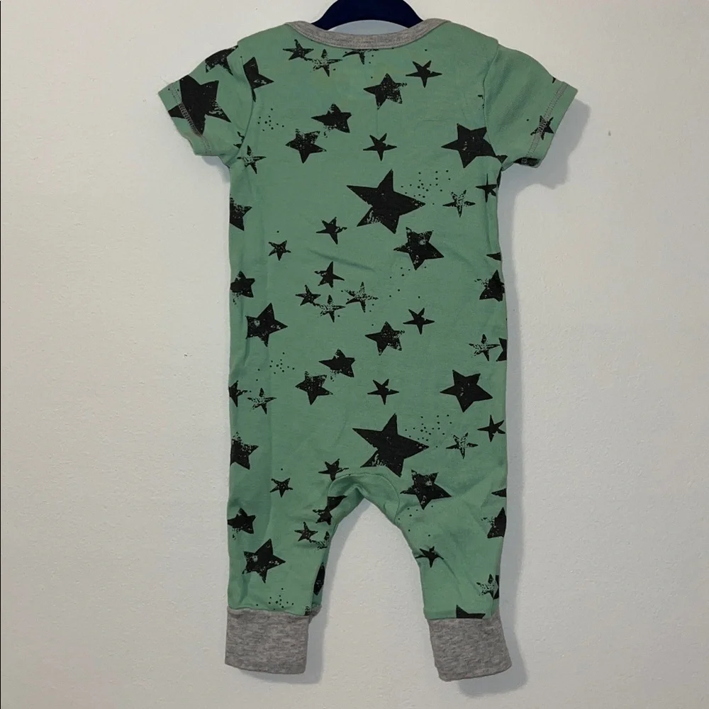 LAMAZE Infant 0-3mo Organic Cotton Romper One Piece Star Print Green Gray EUC